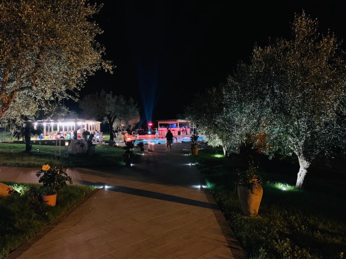 Agriturismo Il Castagneto Падула Экстерьер фото