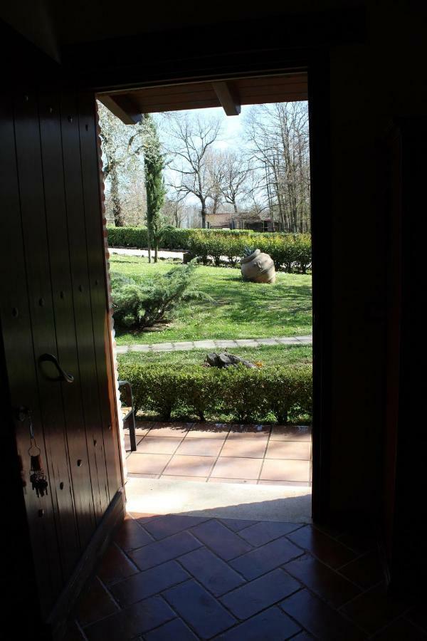 Agriturismo Il Castagneto Падула Экстерьер фото