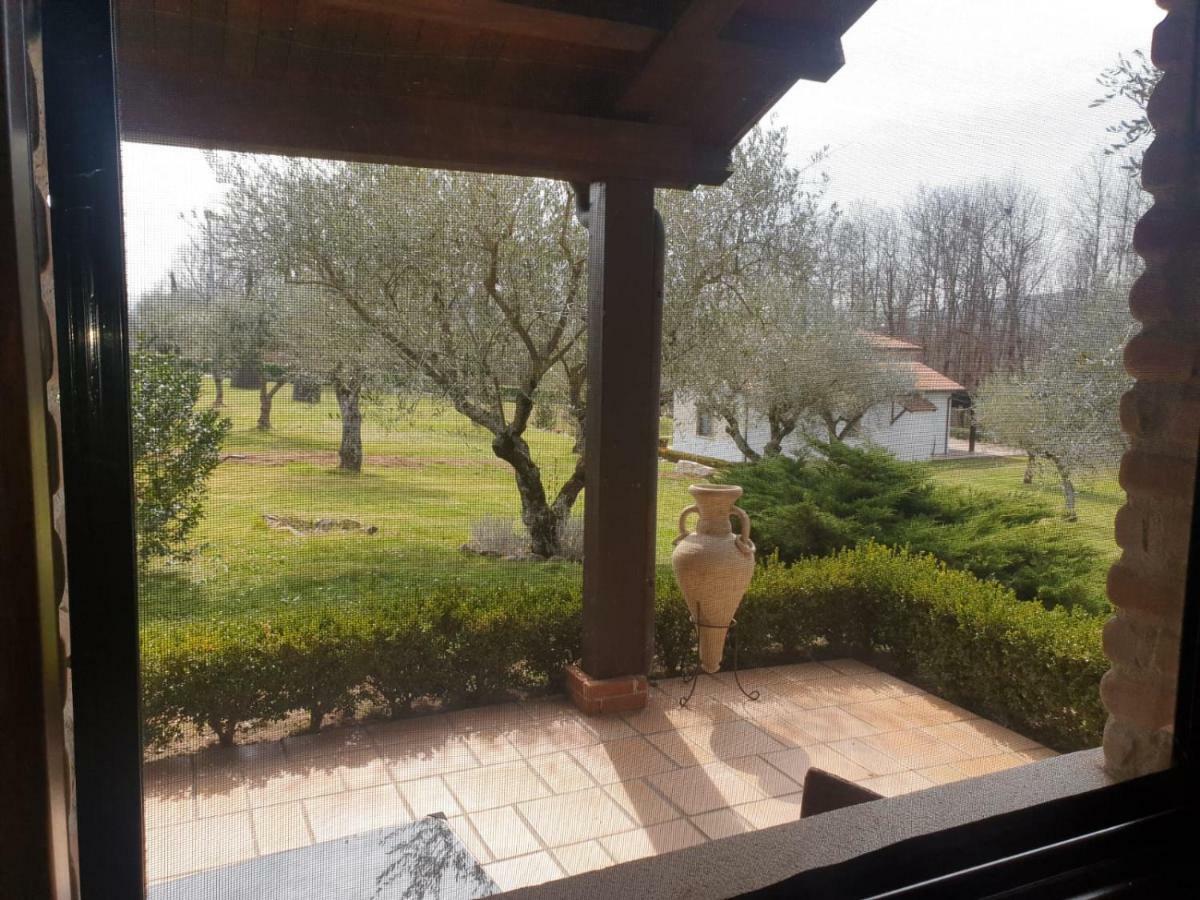 Agriturismo Il Castagneto Падула Экстерьер фото